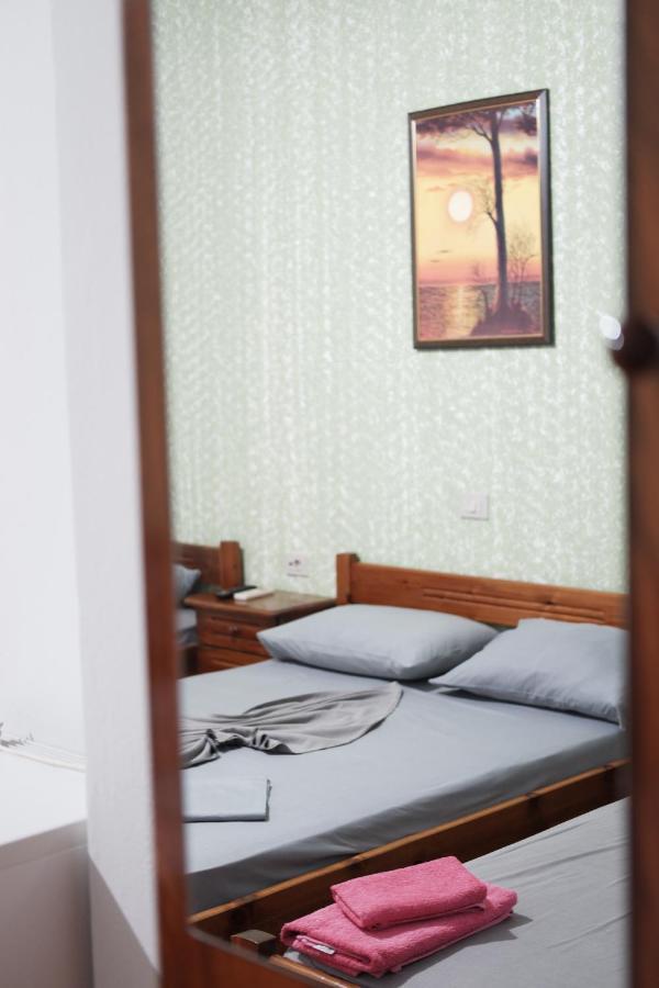 Hotel Nuanti Himare Exterior photo