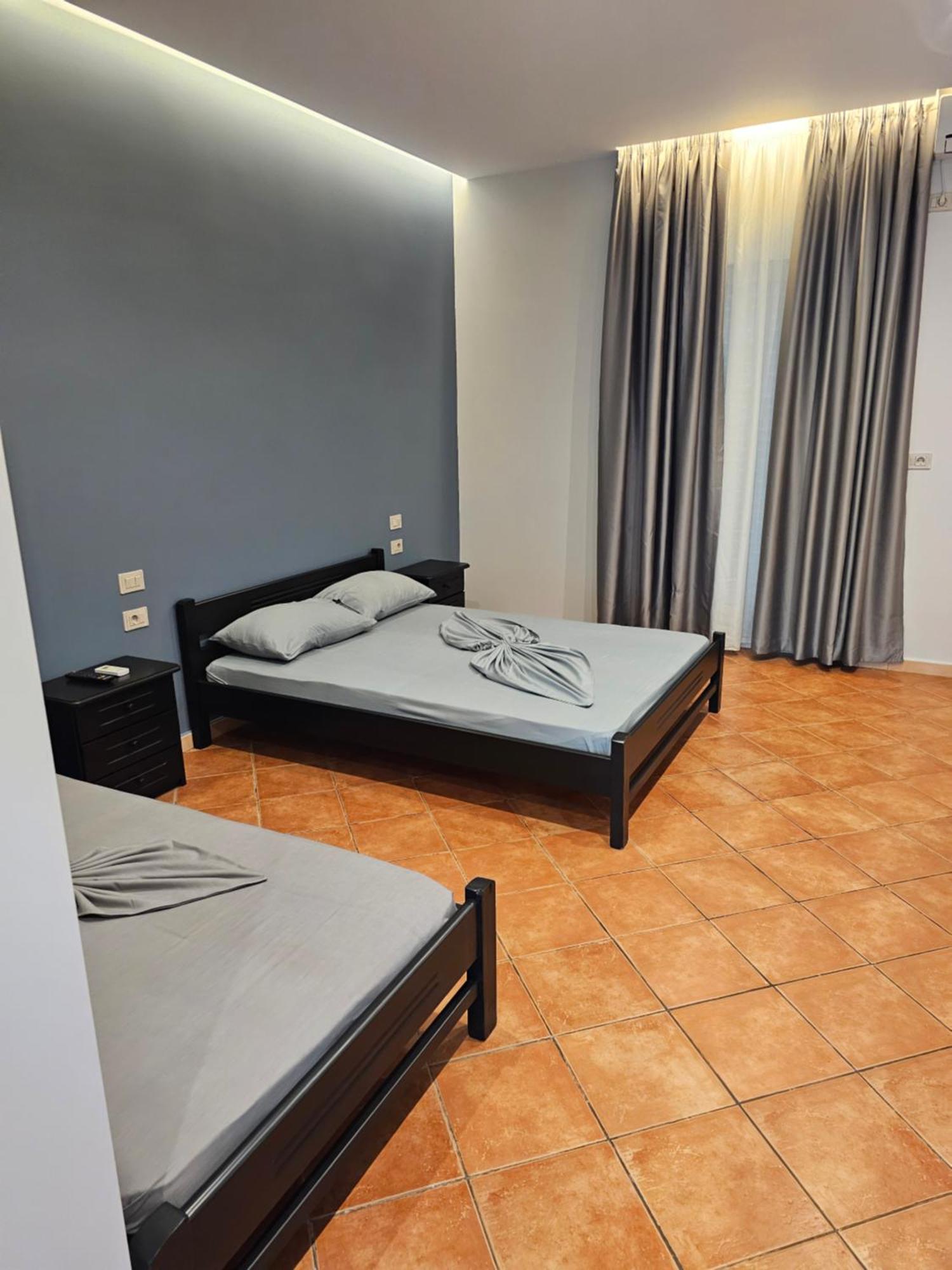 Hotel Nuanti Himare Exterior photo